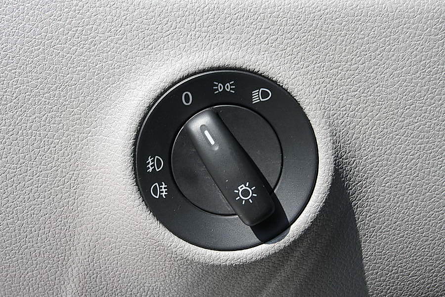 一汽-大众新宝来外观实拍图