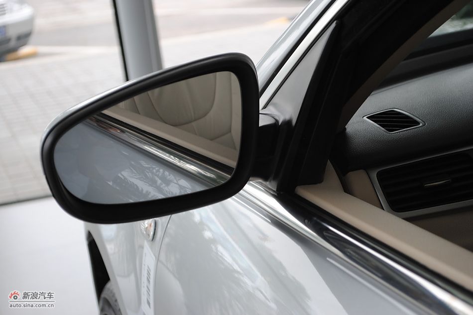 2011款新宝来外观细节