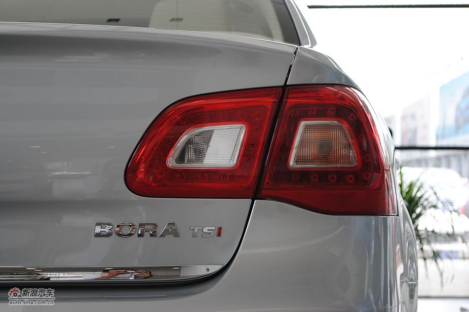 2011款新宝来外观细节