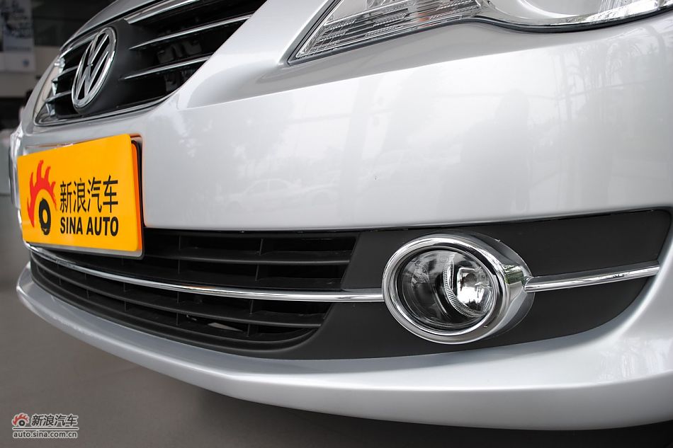 2011款新宝来外观细节