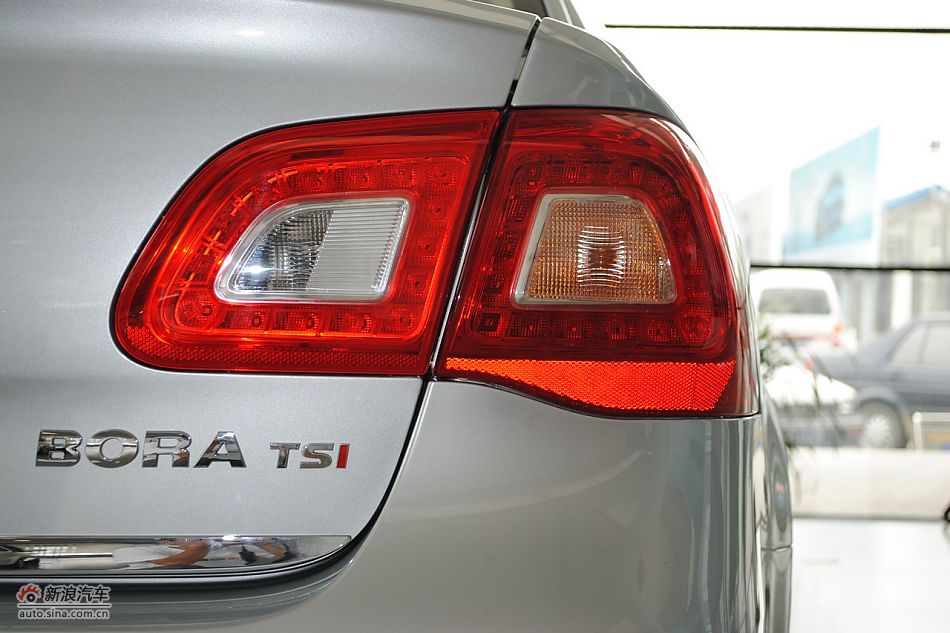 2011款新宝来外观细节