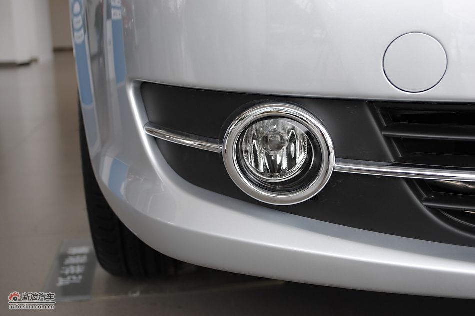 2011款新宝来外观细节
