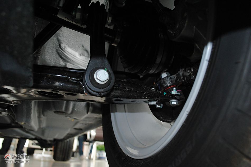 2011款新宝来底盘