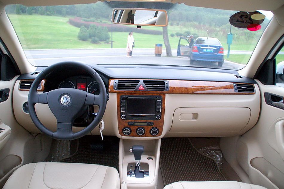 新宝来试车实拍图内饰