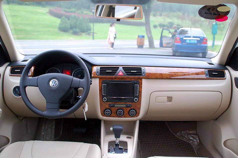 新宝来试车实拍图内饰