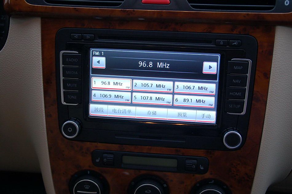 新宝来试车实拍图内饰