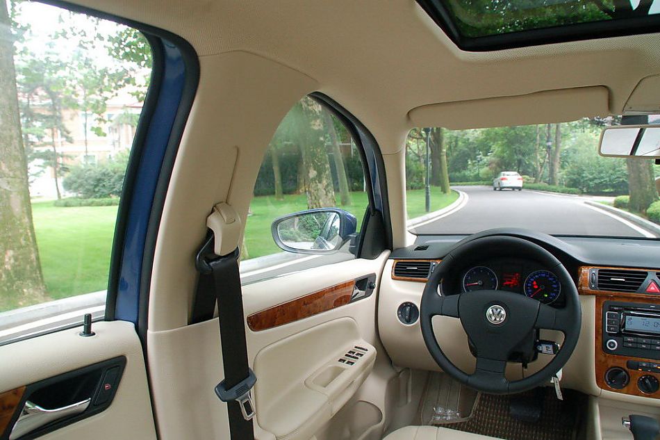 新宝来试车实拍图内饰