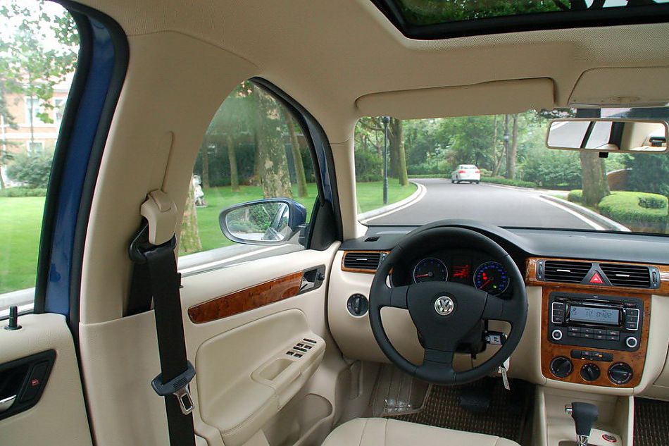 新宝来试车实拍图内饰