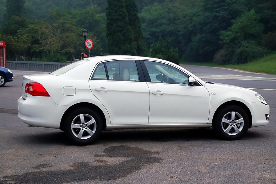 新宝来试车实拍图外观