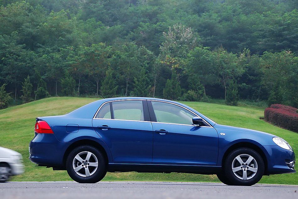 新宝来试车实拍图外观