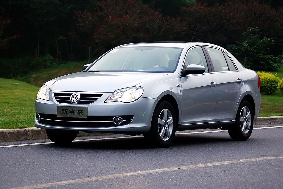 图为新宝来试车实拍图外观