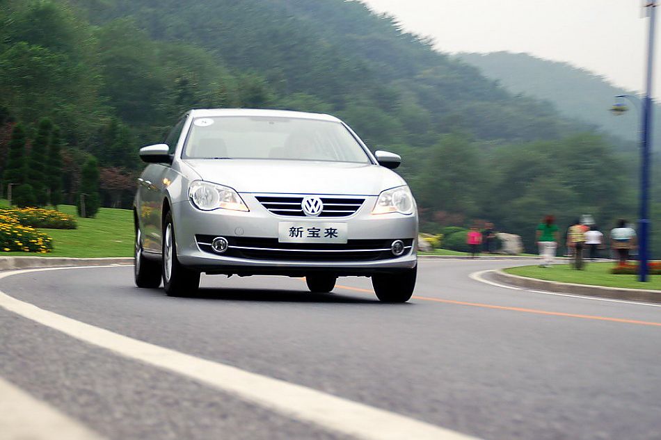 图为新宝来试车实拍图外观