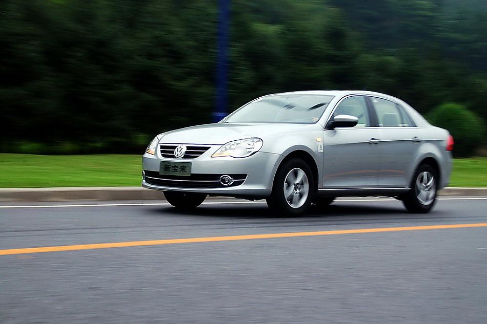 图为新宝来试车实拍图外观