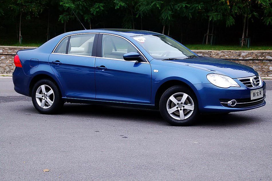 图为新宝来试车实拍图外观