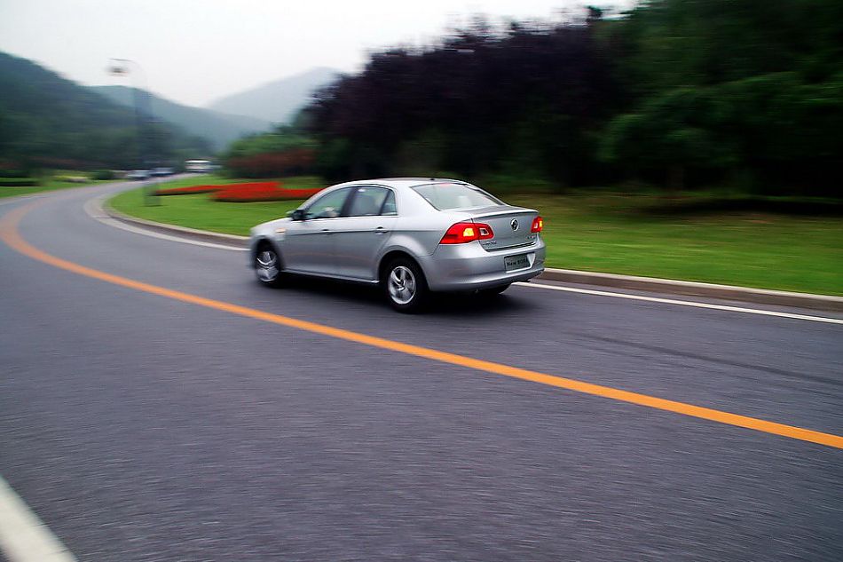 图为新宝来试车实拍图外观