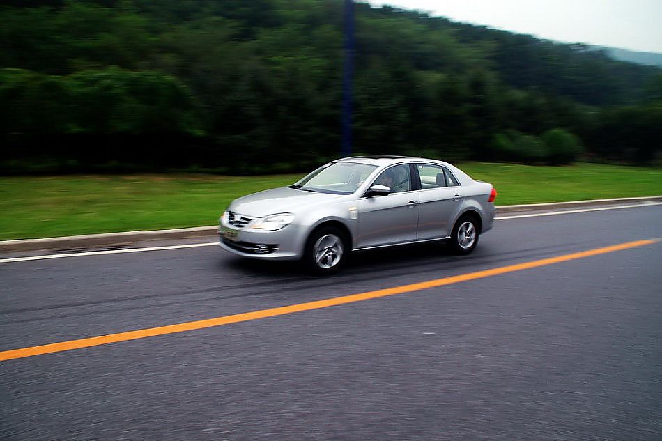 图为新宝来试车实拍图外观