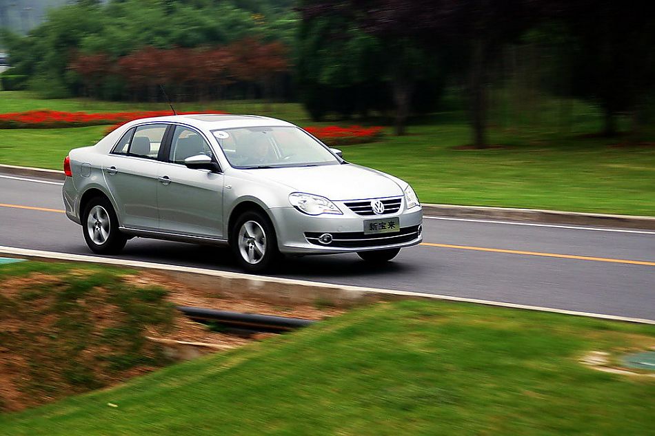 新宝来试车实拍图外观