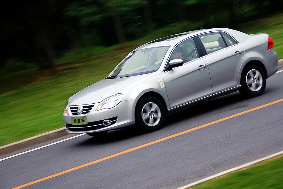 新宝来试车实拍图外观