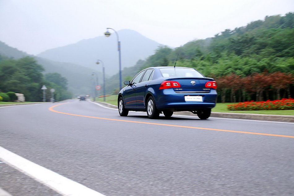 新宝来试车实拍图外观