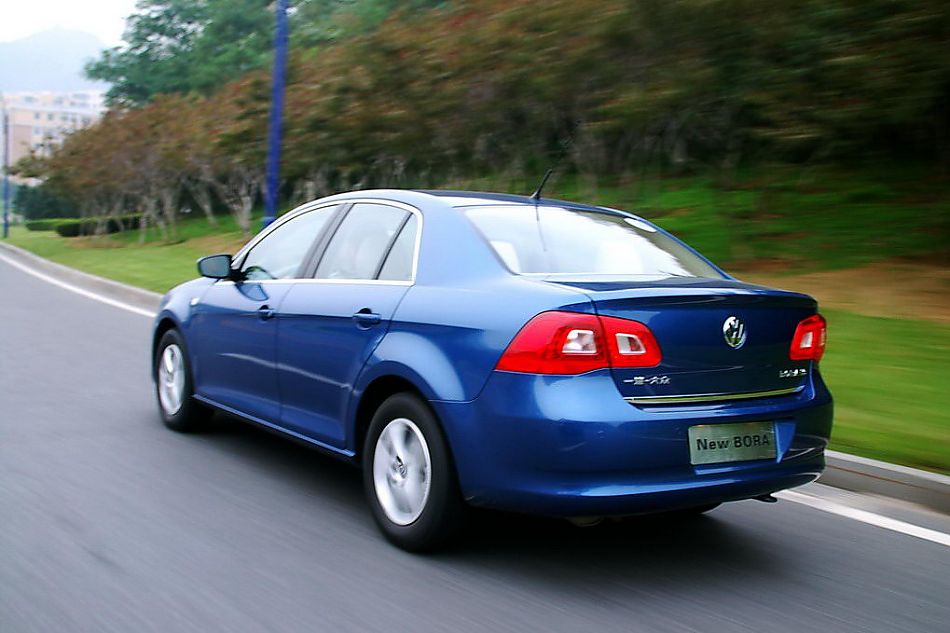 新宝来试车实拍图外观