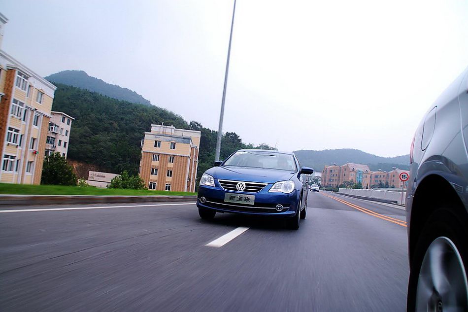 新宝来试车实拍图外观