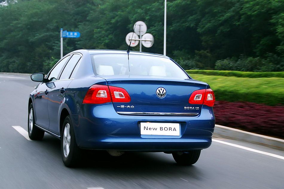 新宝来试车实拍图外观