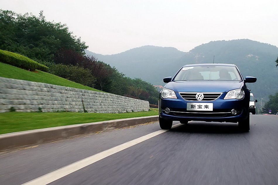新宝来试车实拍图外观
