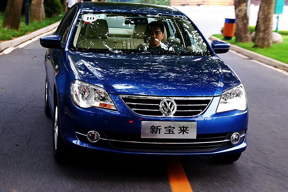 新宝来实拍图外观
