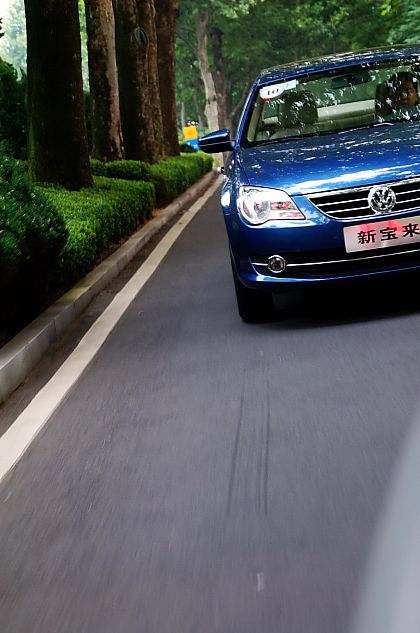 新宝来实拍图外观