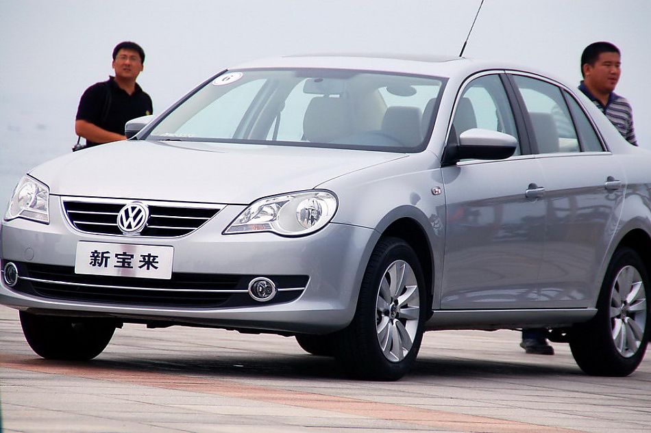 新宝来实拍图外观