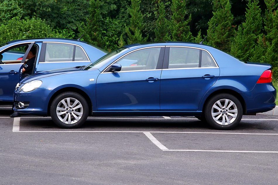 新宝来实拍图外观