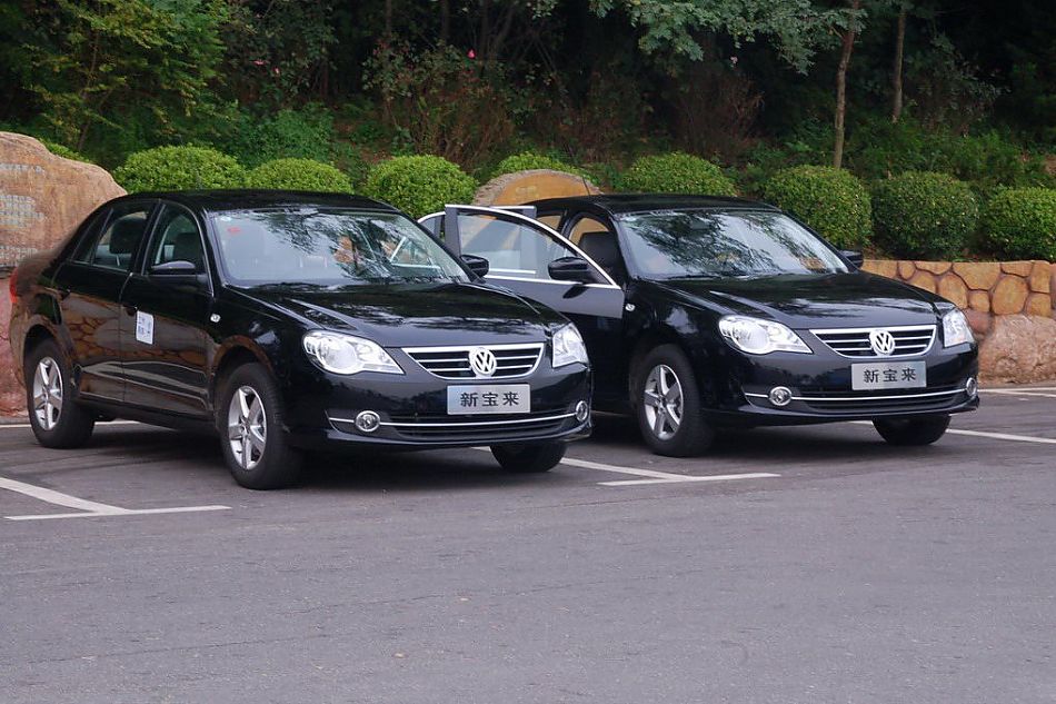 新宝来实拍图外观