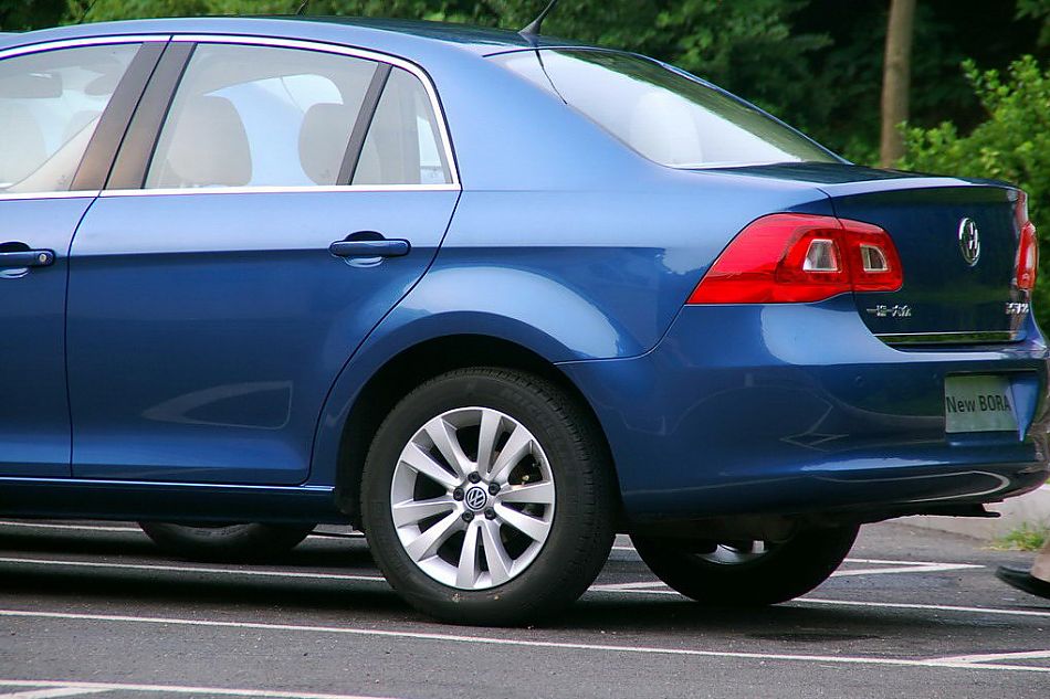 新宝来实拍图外观