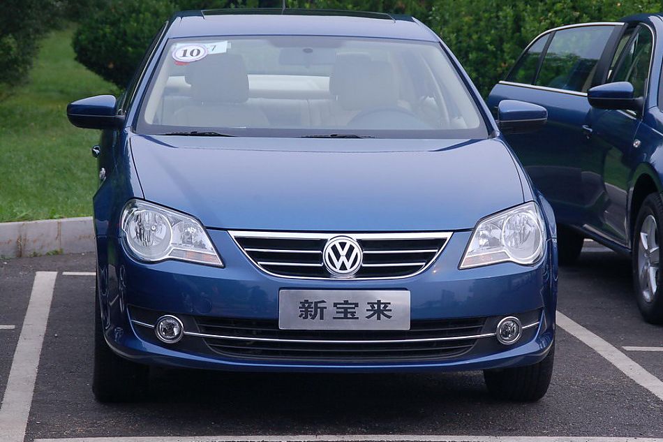新宝来实拍图外观