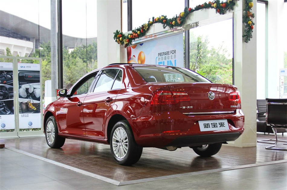 2013款新宝来1.6L自动豪华型