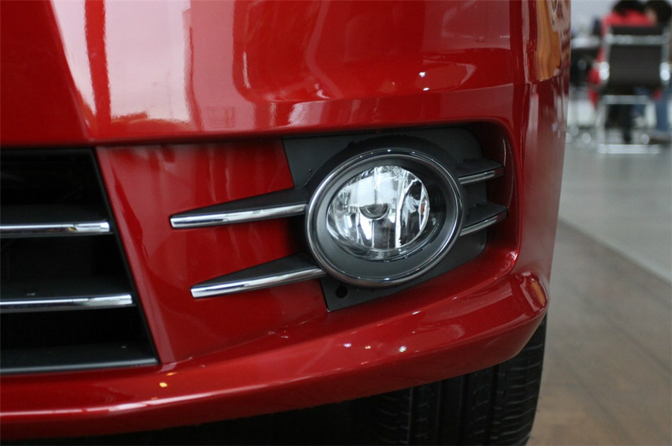 2013款新宝来1.6L自动豪华型