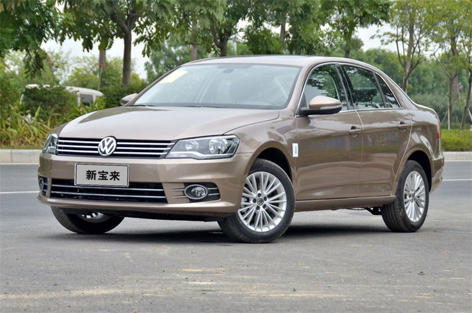 2013款新宝来1.4T自动豪华版