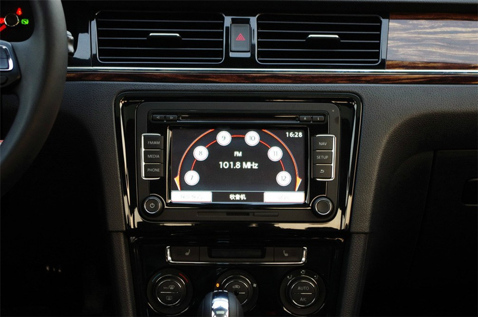 2013款新宝来1.4T自动豪华版