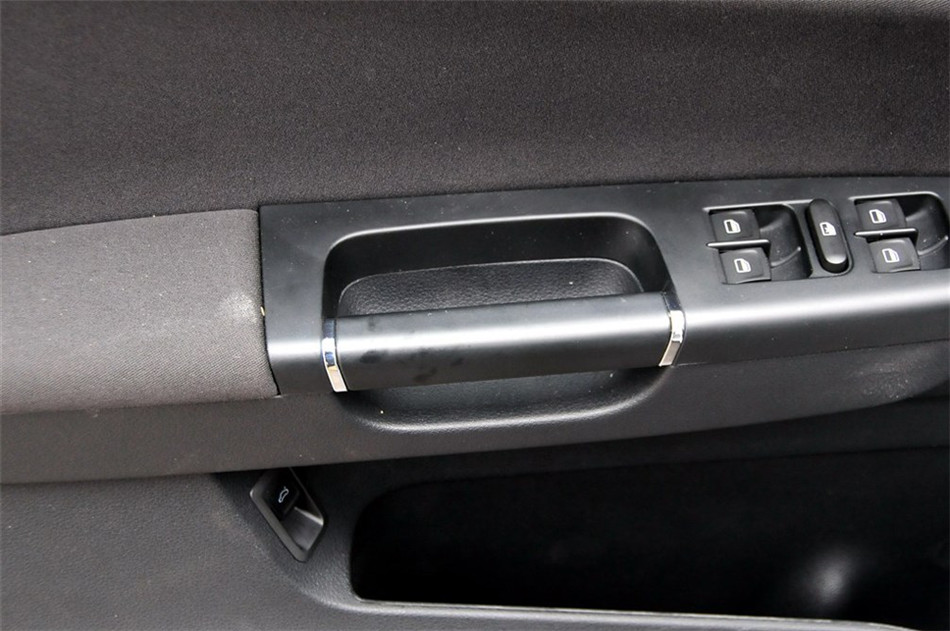 宝来 2014款 1.6L AT 舒适型 座椅空间