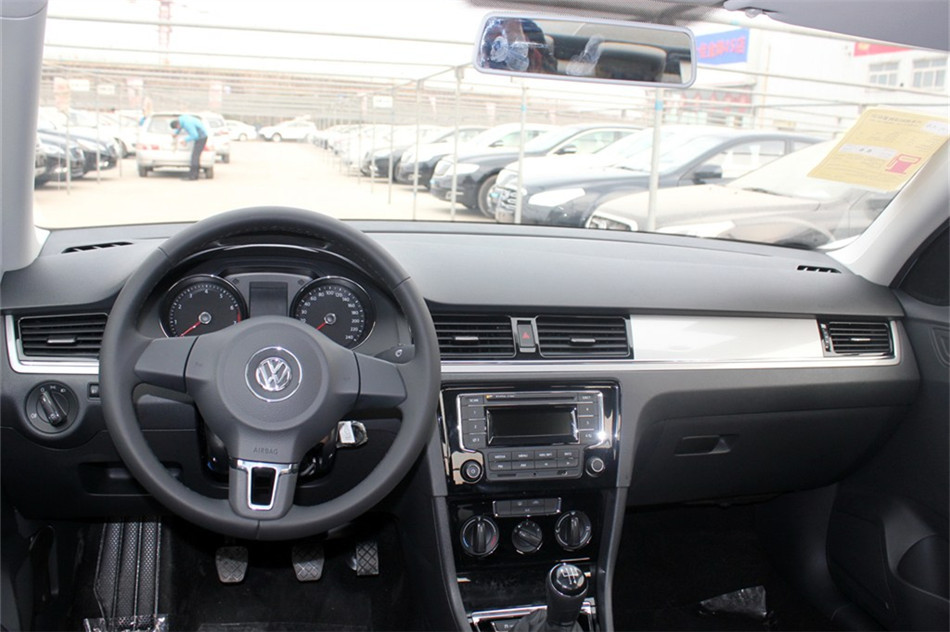 宝来 2014款 1.6L AT 舒适型 内饰