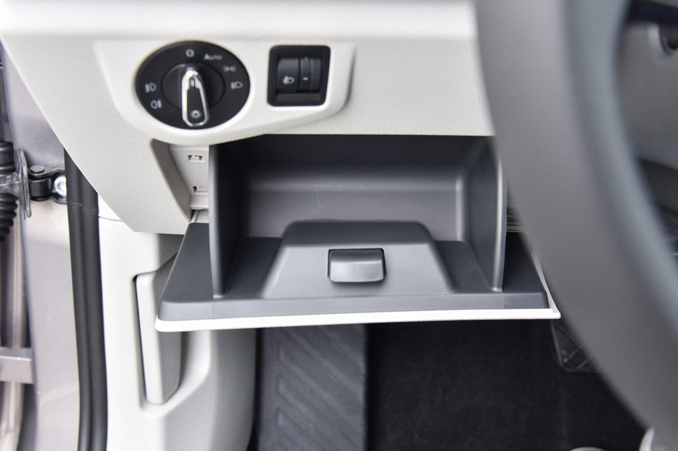 2019款 280TSI DSG豪华型 内饰