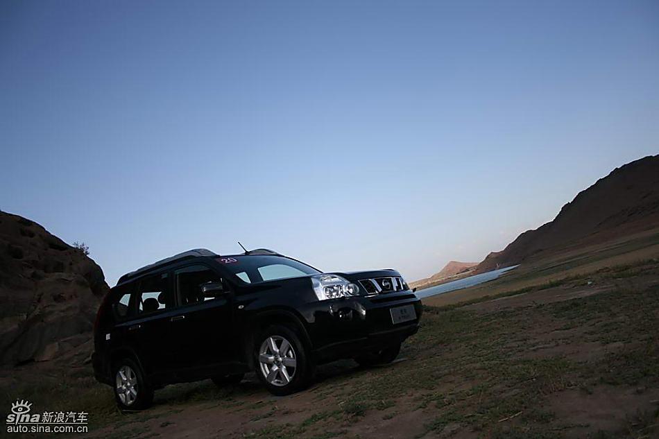 新一代奇骏外观实拍图