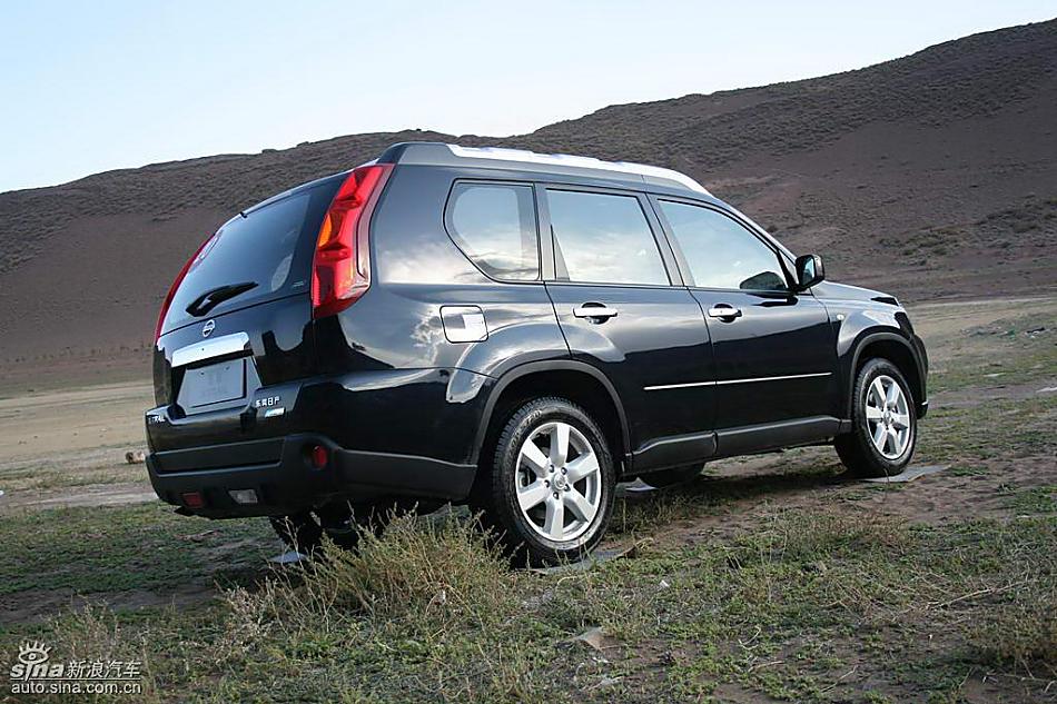 新一代奇骏外观实拍图