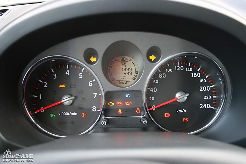 新一代奇骏内饰实拍图