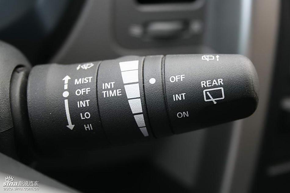 新一代奇骏内饰实拍图