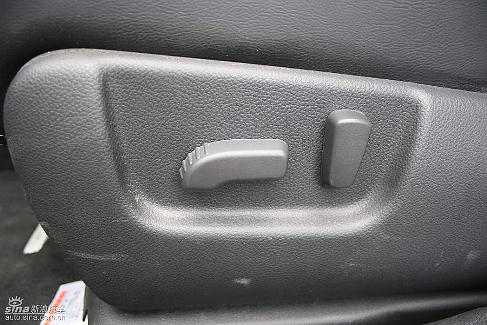 新一代奇骏内饰实拍图
