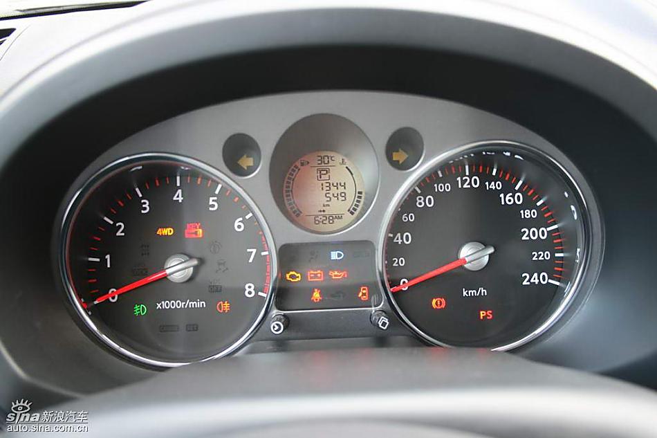 新一代奇骏内饰实拍图