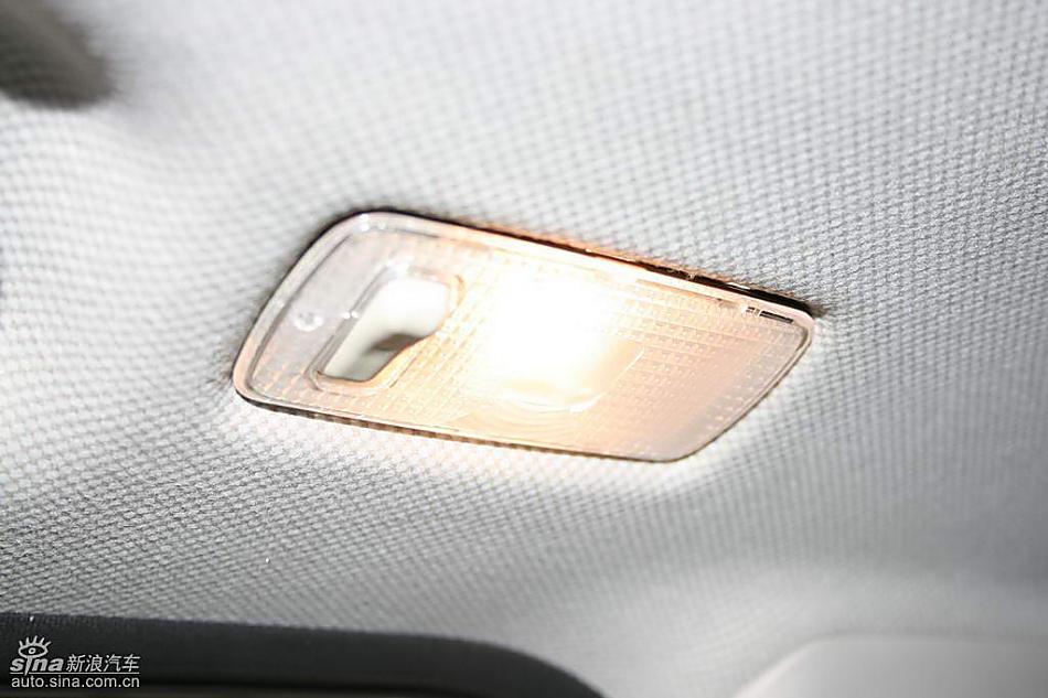新一代奇骏内饰实拍图