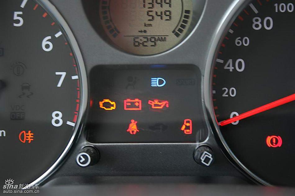 新一代奇骏内饰实拍图