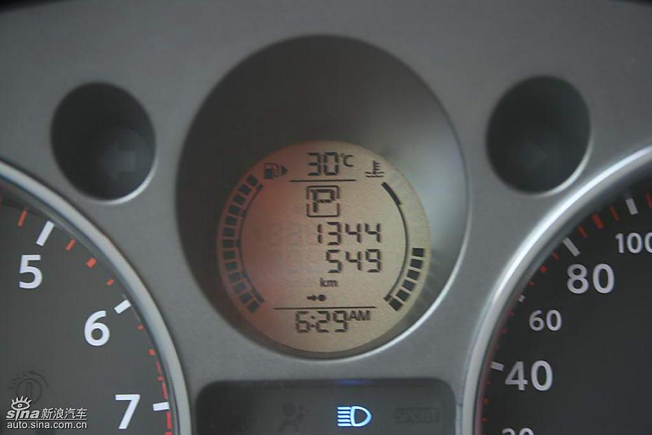 新一代奇骏内饰实拍图